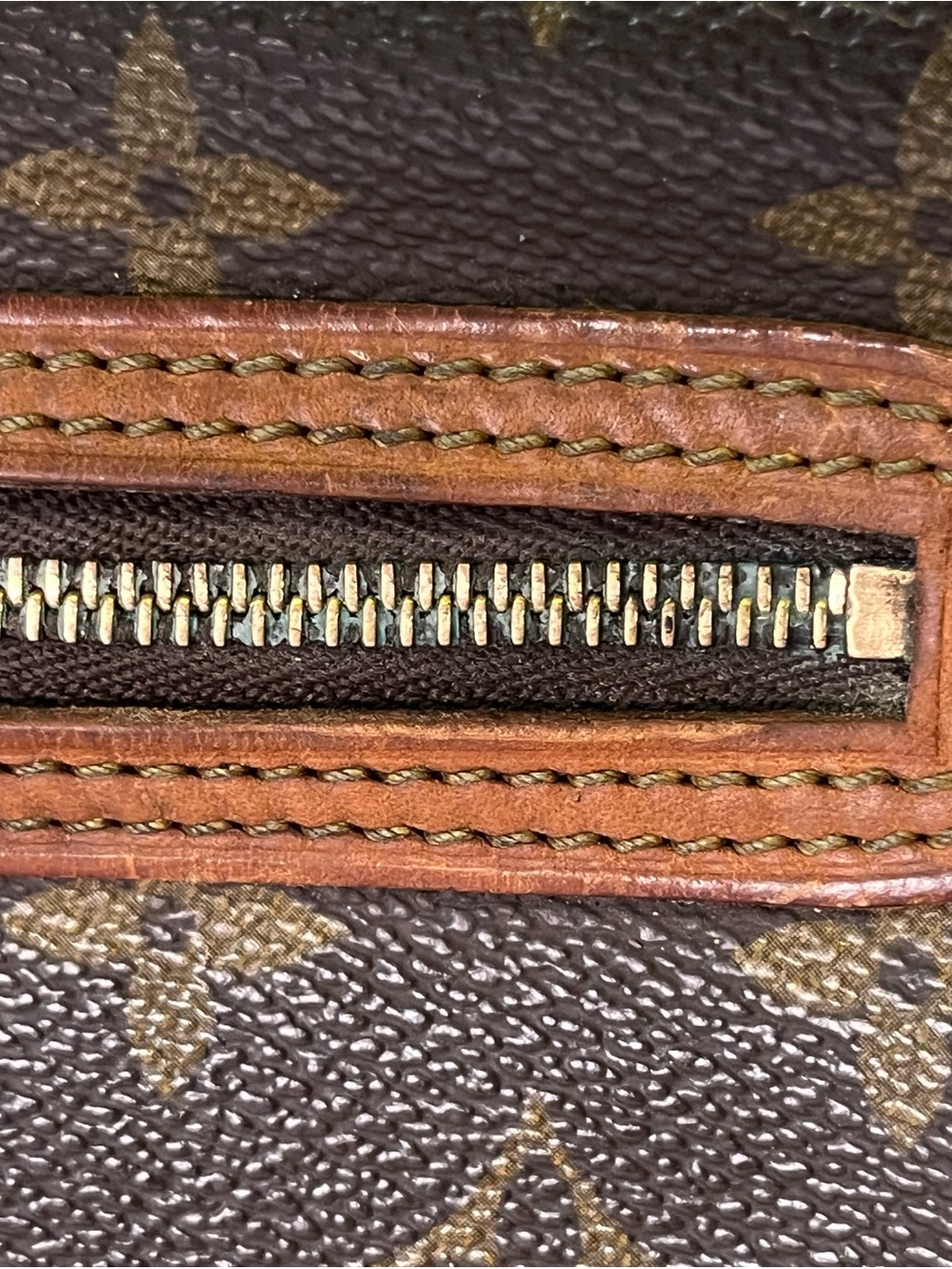 Vintage Auth Louis Vuitton Marly Dragonne GM Monogram Clutch Wristlet 1993 🇫🇷 - Picture 13 of 13
